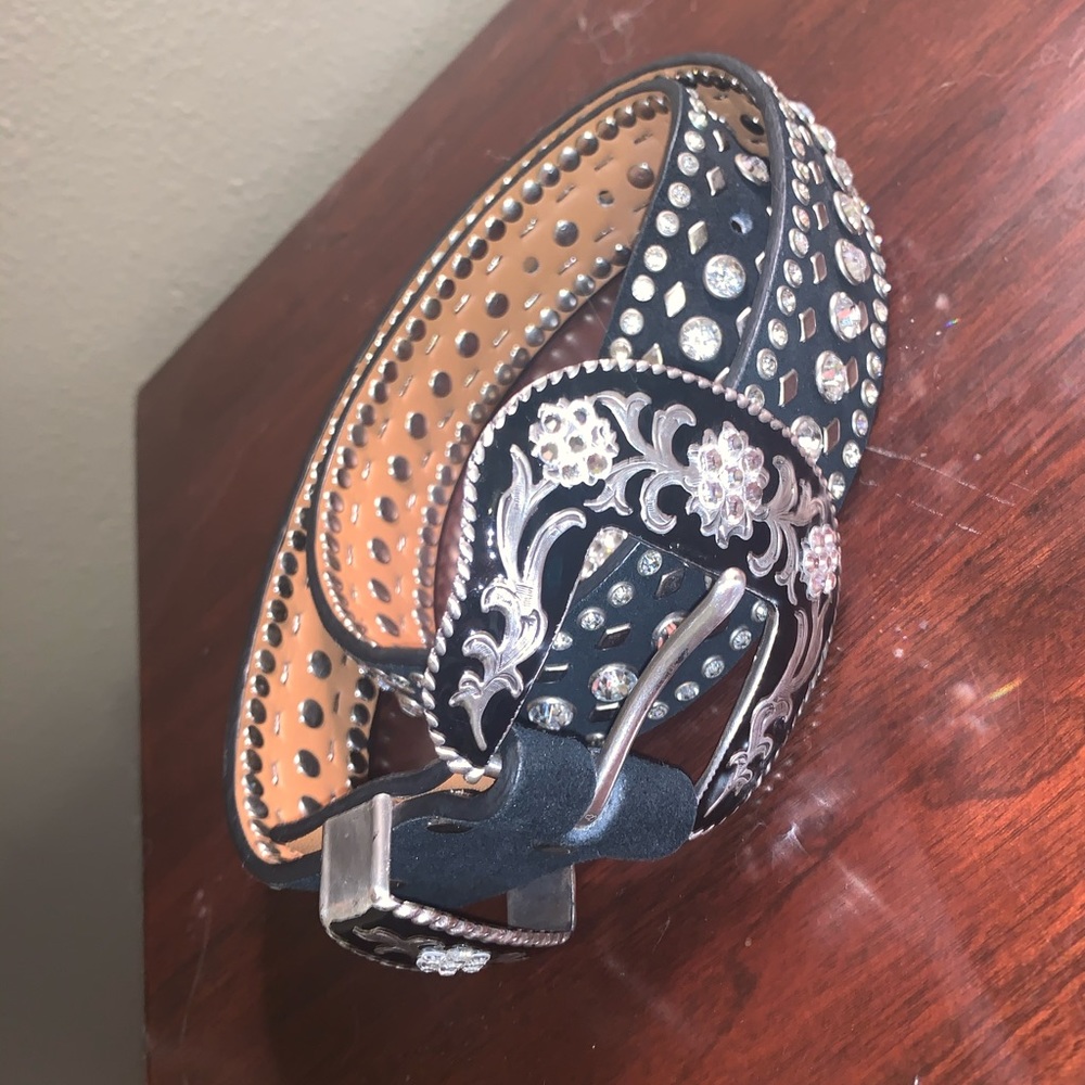 Embellished belt